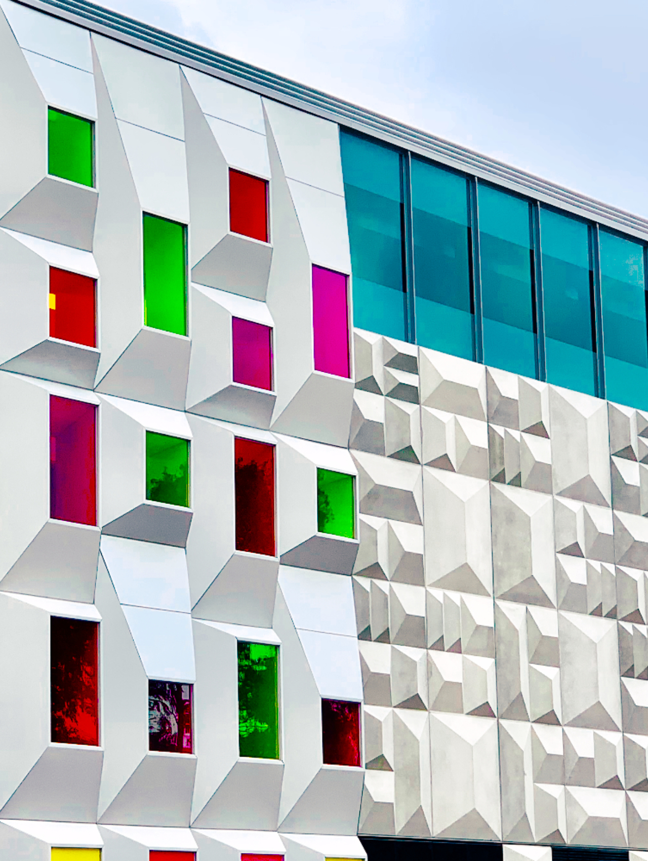 Light Guage steel frame feature facade with glazed windows at Bell Station Melbourne, by CMG Frames using Truecore Steel.