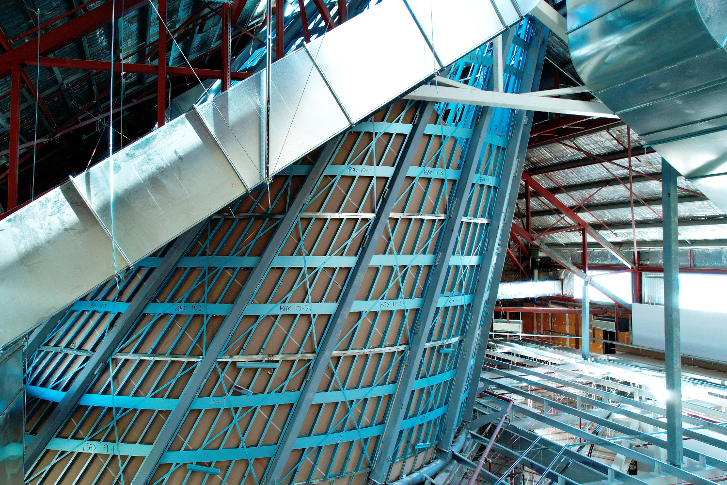 Oculus feature ceiling at Westfield Knox Shopping Centre using lightweight steel framing by CMG Frames.