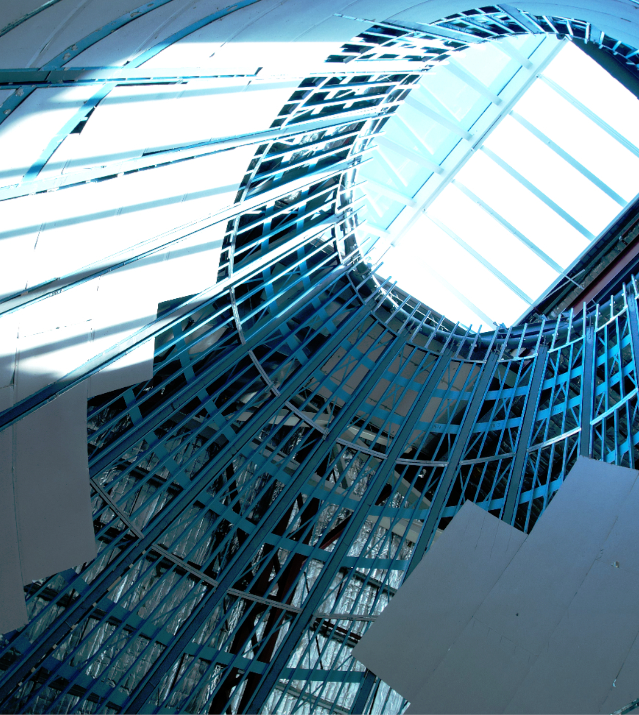 Oculus feature ceiling at Westfield Knox Shopping Centre using lightweight steel framing by CMG Frames.