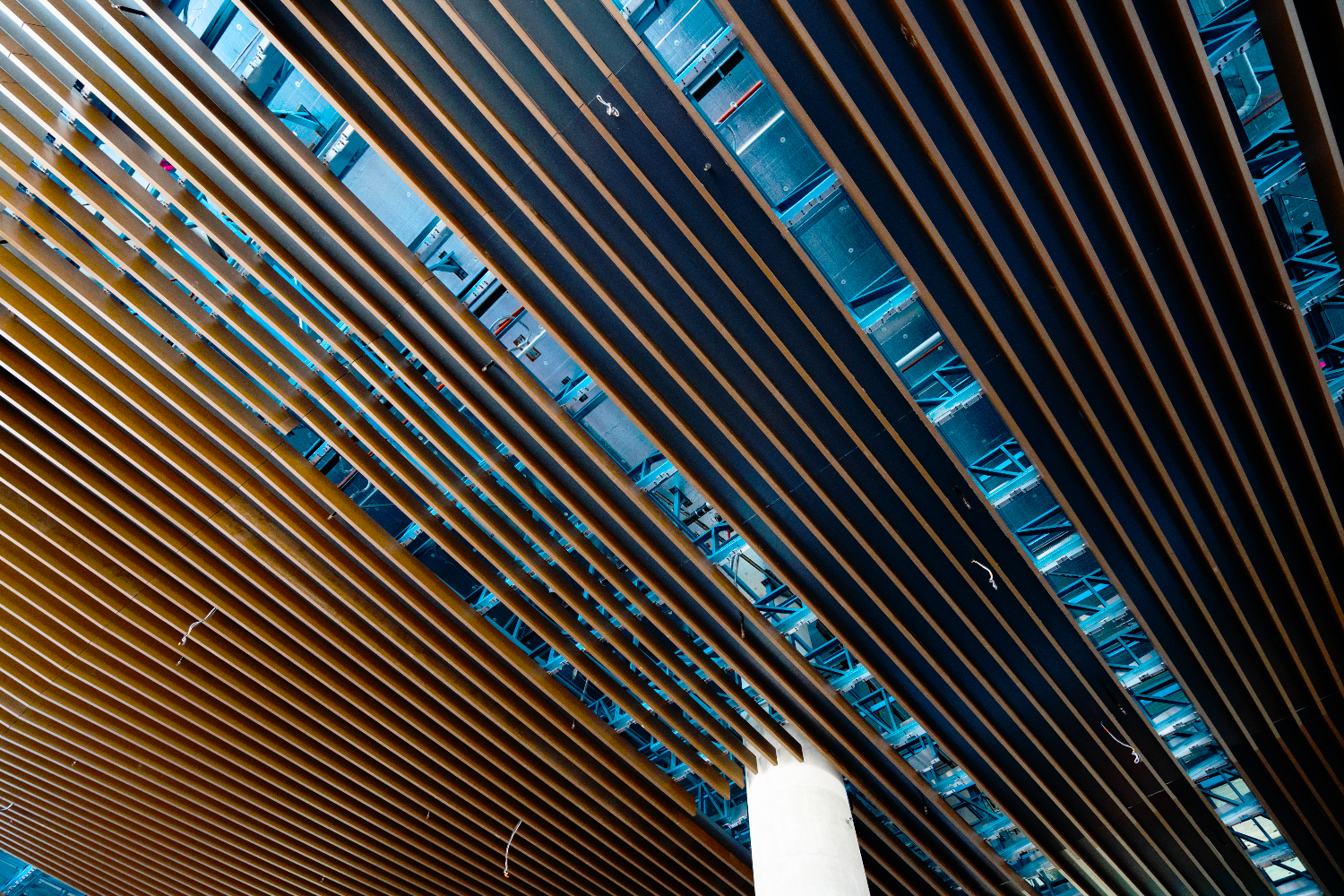 Lightweight steel custom ceiling on New Footscray Hospital by CMG Frames.